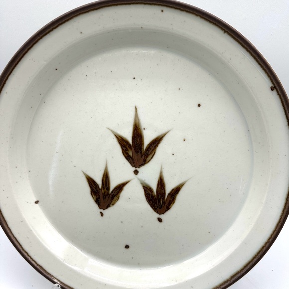 2 Dansk Brown Mist Whisper 10” Dinner Plates. 1980s design by Niels Refsgaard. - Picture 3 of 7